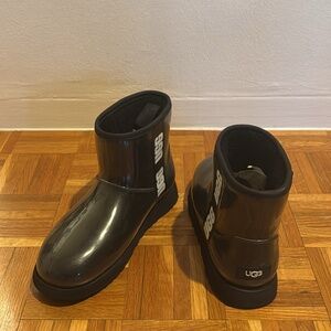 UGG Classic Clear Boots (Waterproof)
